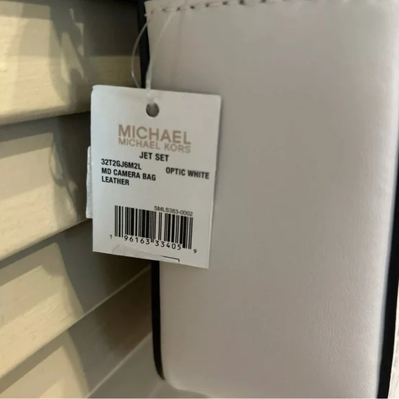 Michael Kors White Crossbody Bag - Picture 4 of 9